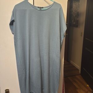 Beautiful Eileen Fisher Sleeveless Marino Wool Dress - XL-color is a smoky blue